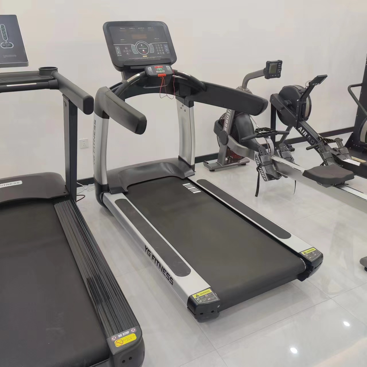 Tapis roulant électrique pour  - Running Gear Gym avis et prix